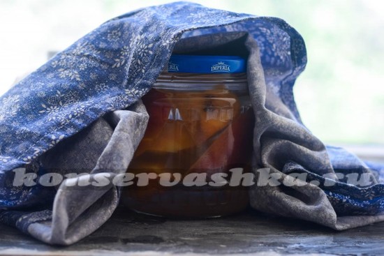 Закупориваю банки