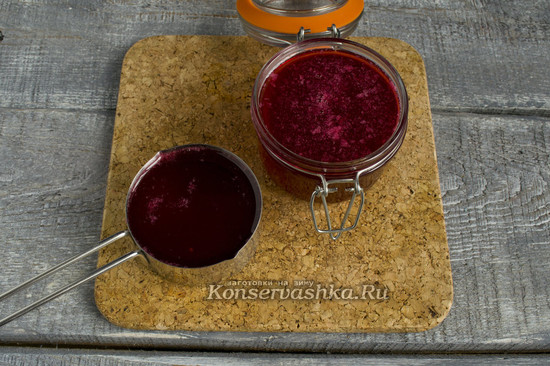 Выкладываем в банки