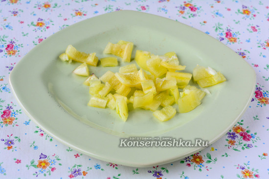 Нарезать перец