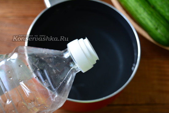 добавьте уксус