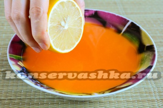 Тыквенный сок в домашних условиях на зиму: 6 рецептов пальчики оближешь!