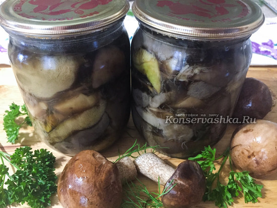 Как мариновать ножки и крупные шляпки белых грибов